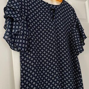 Navy/White blouse w/short ruffle sleeve